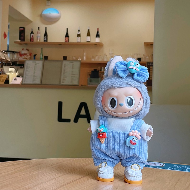 labubu exciting macaron 17 cm lalka w ogrodniczkach