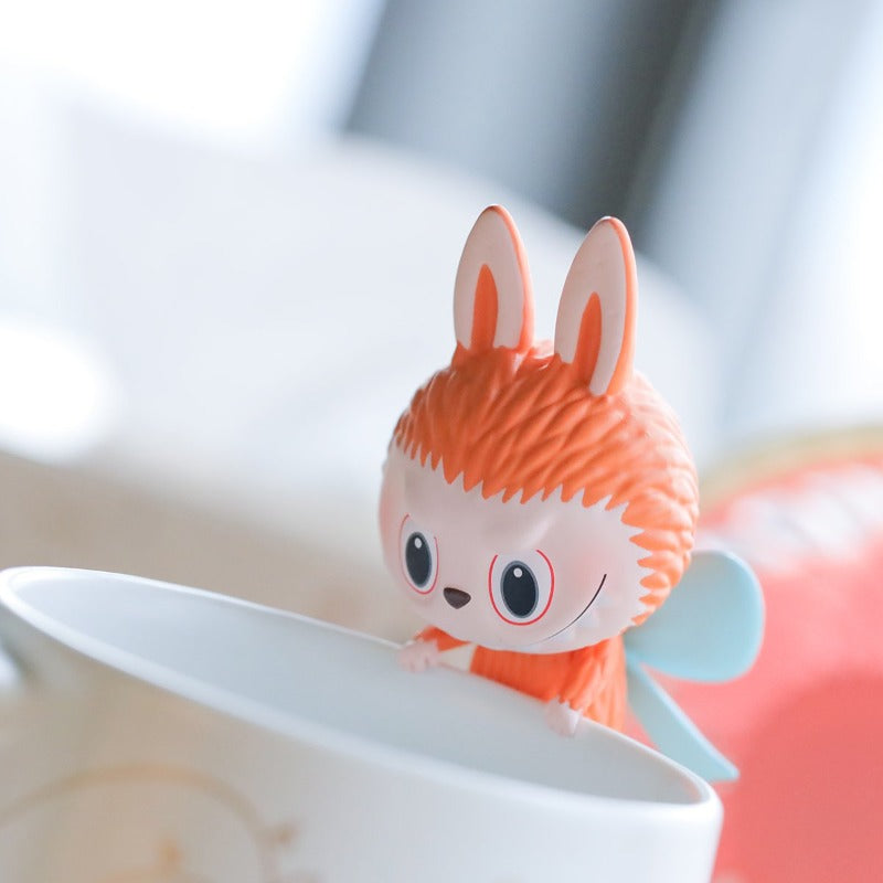 pop mart the monsters labubu cup edge 100 figurka